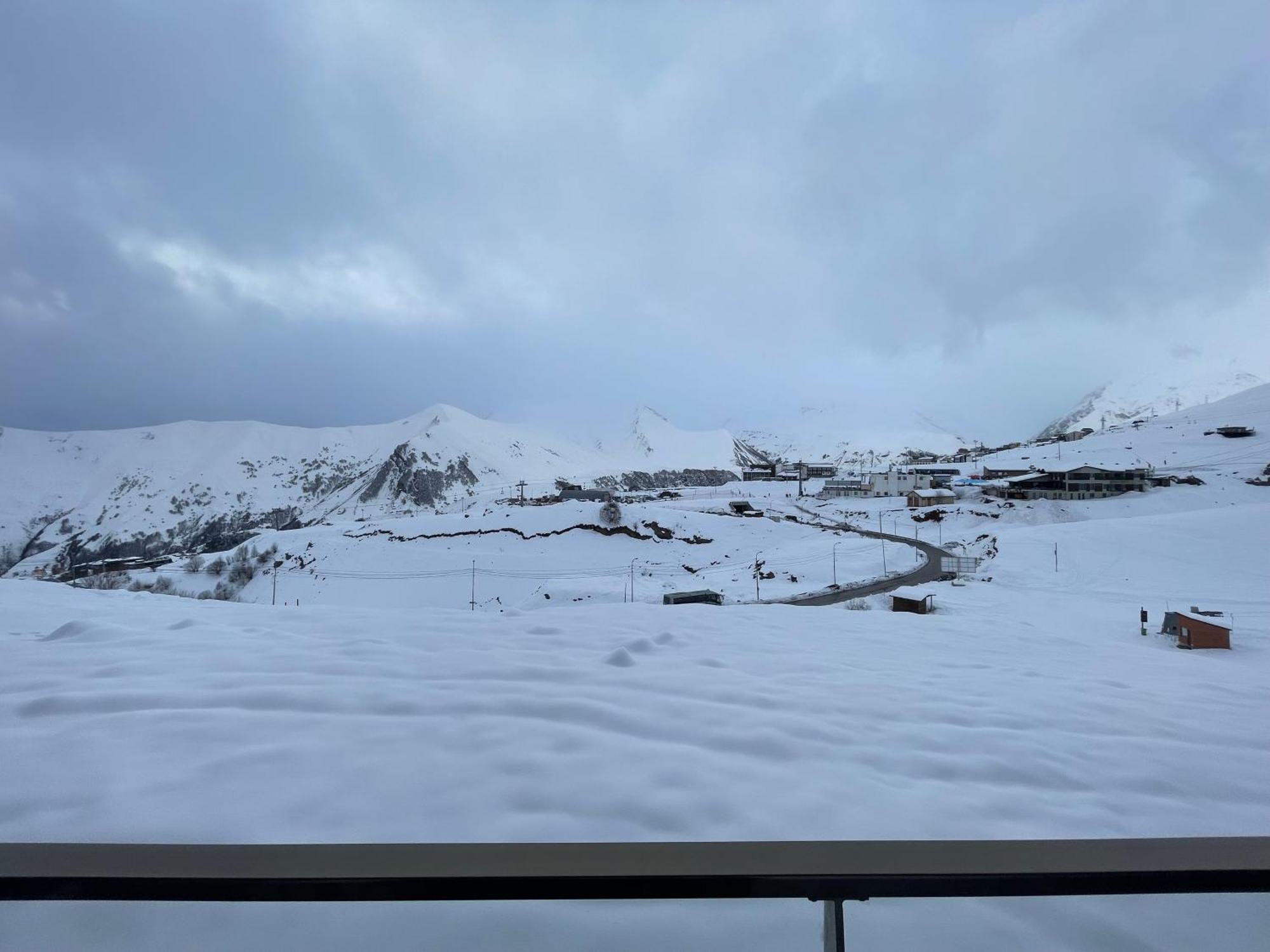 Four Season Gudauri Lägenhet Rum bild